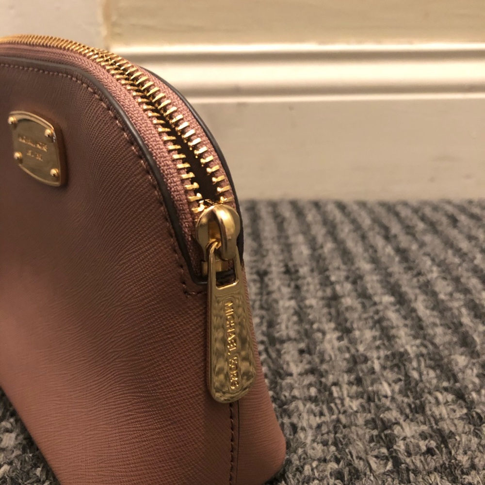 Authentic Michael Kors Handbag - image 2